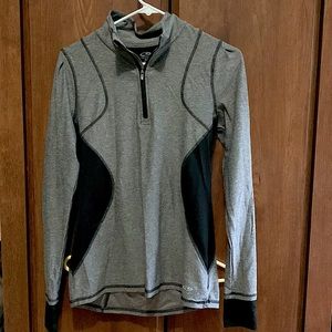 Champion 1/4 Zip Long Sleeve Shirt Size S